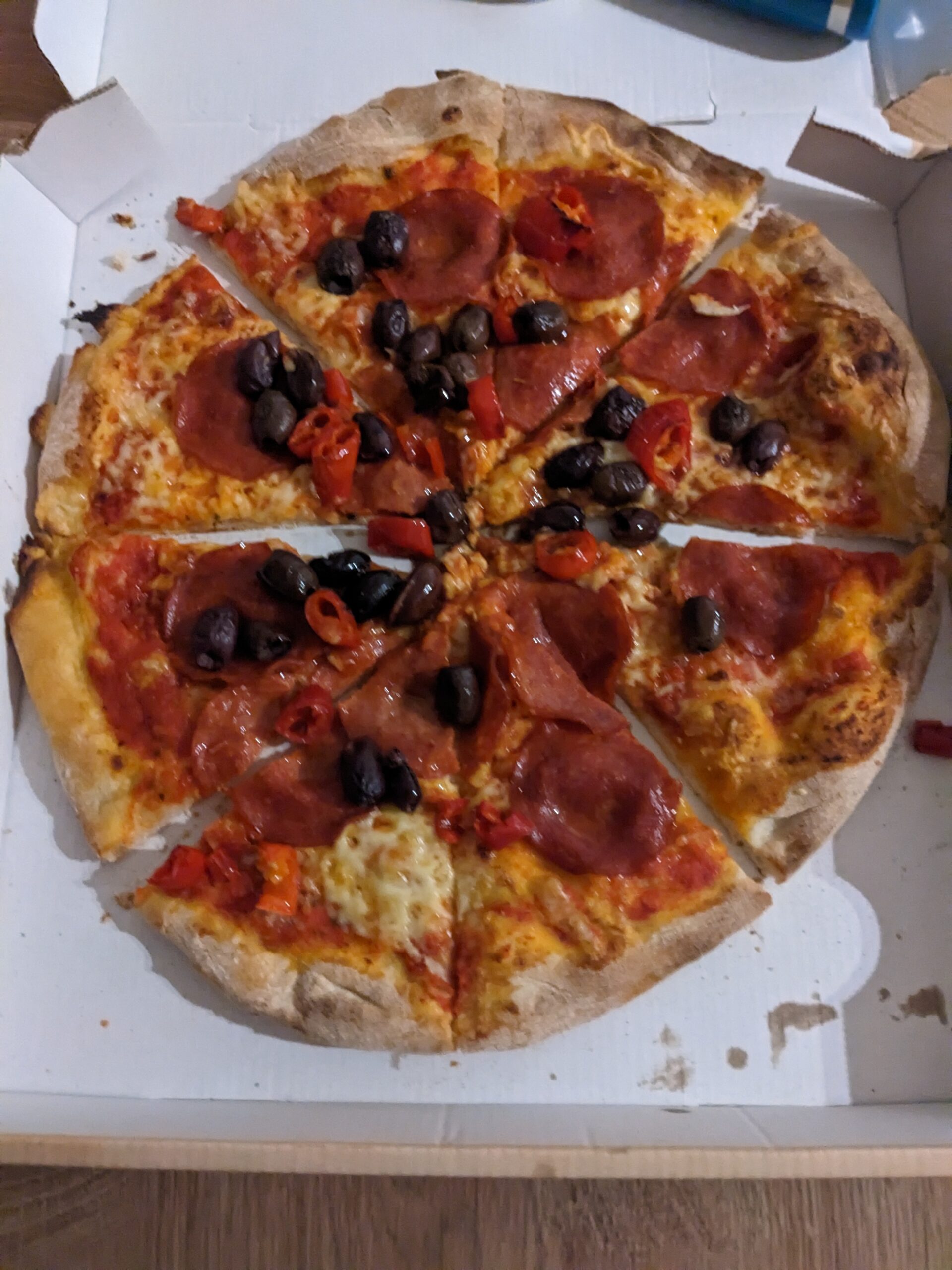Crispy, Spicy, Unbeatable: Why Homemade Pizza Like in Italy Is No Hexcraft